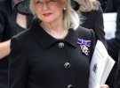 Личная стилистка королевы Анджелы Келлита также присутствовала на похоронах монархини