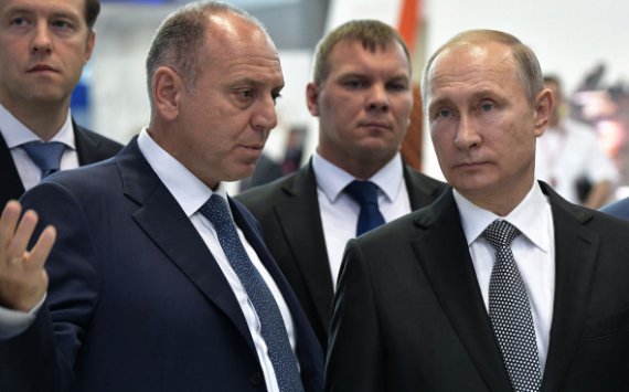 Дмитрий Пумпянский и президент России Владимир Путин.