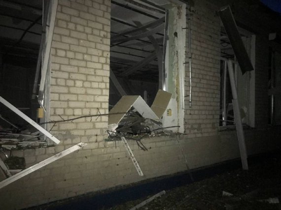 Росія атакувала Запоріжжя ракетами С-300. Пошкоджені інфраструктурний обʼєкт, два заклади освіти, один медичний заклад та  сім багатоквартирних будинків