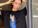 Надя надихає свого партнера на зйомки