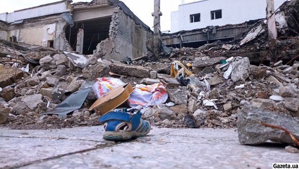 Дом культуры в Дергачах рашисты разбомбили в ночь на 13 июня, когда в здании находились люди