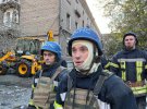 Российские ракеты разрушили жилые дома в Запорожье