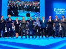 21 квітня нардепи з парламентської фракції створили групу "Платформа за життя та мир", її очолив Юрій Бойко. Інша частина ОПЗЖ створила групу "Відновлення України"