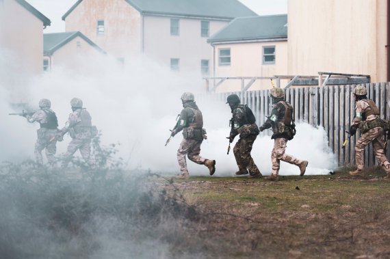 Военнослужащие Сил обороны Украины продолжают подготовку и обучение действиям в городских условиях в рамках канадской учебной операции UNIFIER в Великобритании