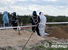 Поліція вилучила з братської могили на Донеччині тіла 34 українських захисників