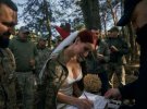Снайперка Євгенія Емеральд з позивним "українська Жанна д'Арк" стала дружиною