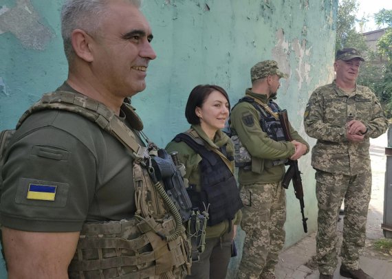 Заместитель министра обороны Анна Маляр стала свидетелем, как генерал-майор Андрей Ковальчук вдохновляет военных