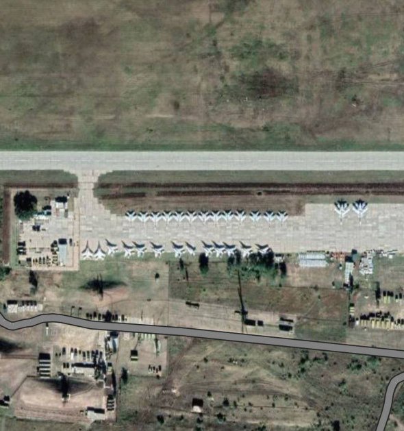 Из аэродрома Миллерово вывезли стоящие на хранении МиГ-29, утверждают аналитики MilitaryAviationInUa, основываясь на спутниковых снимках