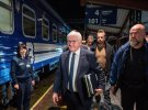 Президент Німеччини Франк-Вальтер Штайнмаєр приїхав залізницею. 