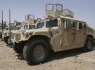 Humvee – полноприводный военный автомобиль, выпускаемый американской компанией AM General. 