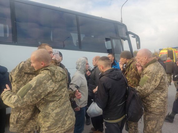 29 жовтня відбувся черговий обмін полоненими. З російського полону звільнили 52 українців.