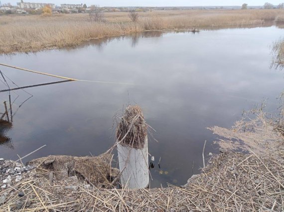 Росіяни підірвали невеликий міст через річку Красна біля Красноріченського на Луганщині