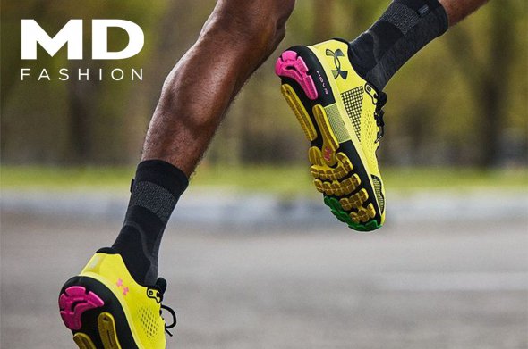 Практичне екіпірування від виробників часто має ексклюзивний, пізнаваний дизайн. Популярні трендові силуети, прогресивні фасони та незвичайні забарвлення