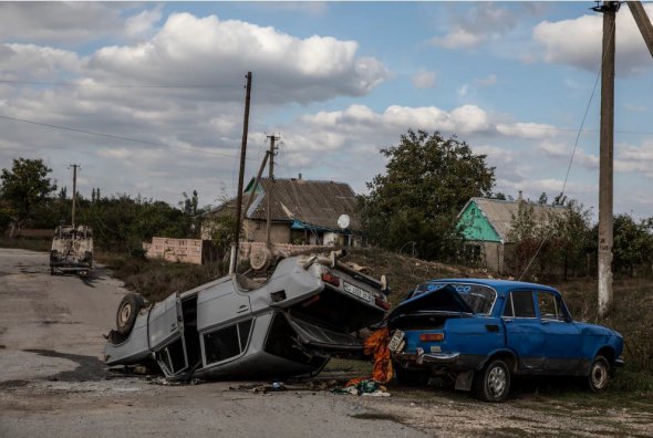 Поврежденные автомобили в Херсонской области, 9 октября
