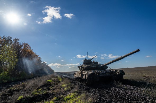 Українська артилерія біля Бахмута 
