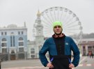 Ко Дню украинской письменности и языка, отмечаемому 9 ноября, рекордсмен Украины Всеволод Севастьянов создал в Киеве необычный беговой маршрут