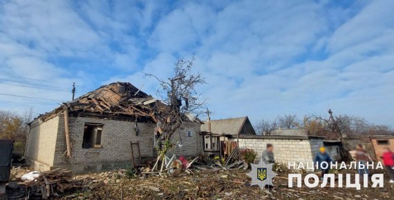 Росіяни вкотре обстріляли цивільні об’єкти у різних районах Донеччини