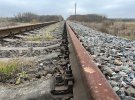 Укрзалізниця обіцяє оперативно відремонтувати у Херсоні пошкоджені колії та розбиті вагони поїздів