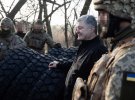 Порошенко привіз у 79-у ОДШБ шини для «Шилдів»