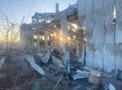 Последствия российского ракетного удара по пригороду Запорожья ночью 15 ноября