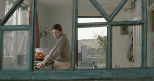 Оксана Черкашина в фільмі ”Клондайк” режисерки Марини Ер Горбач зіграла жительку села Грабове на Донеччині. Вагітна жінка не хоче залишати рідний дім, навіть коли в небі над ним проросійські сепаратисти збили малайзійський боїнг