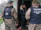 Служба безопасности Украины разоблачила четыре канала незаконного выезда за границу украинских граждан призывного возраста. В среднем "прайс" составлял от ,5 до  тыс. с человека.
