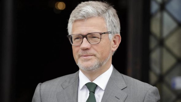 Андрій Мельник працював надзвичайним і повноважним послом України у Німеччині у 2014-22 роках.