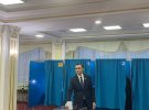 У Казахстані в неділю, 20 листопада проходять позачергові президентські вибори