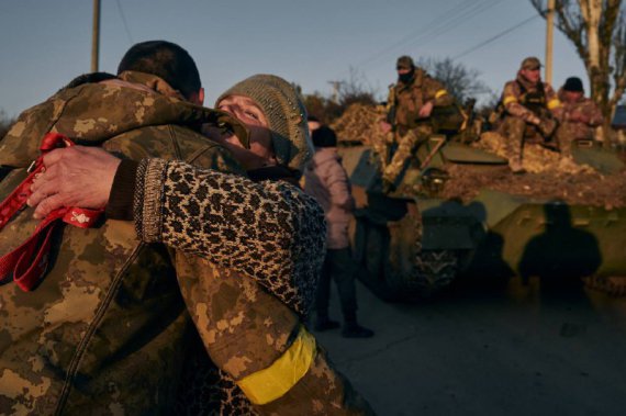 11 листопада українські військові зайшли до Херсона, який понад вісім місяців перебував у російській окупації