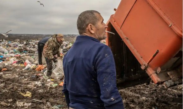 Рабочие на площадке 