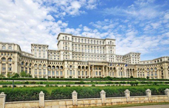 Румынский парламент признал Голодомор преступлением против украинского народа и человечества