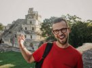 Телеведущий и еще один блогер Антон Птушкин обожает путешествовать