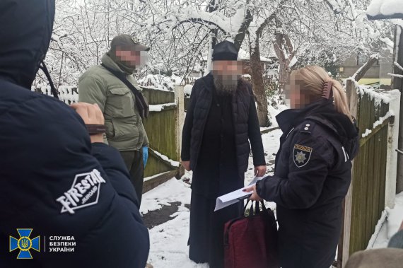 СБУ і Національна поліція обшукали Почаївську духовну семінарію і Івано-Франківську єпархію РПЦ в Україні.