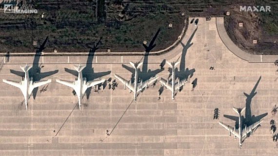 Супутникові фото із аеродрому Енгельс свідчать про підготовку Росією нового удару по Україні
