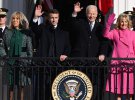 Президент США Джозеф Байден с супругой Джилл и президент Франции Эмманюэль Макрон с супругой Брижит