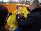 Херсонські волонтери, яким Порошенко привіз пекарню і потужний генератор, розказали про свою велику мрію