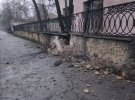 Оккупанты попали в здание больницы в Херсоне - снаряды повредили детское отделение и морг