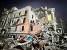 Российские террористы обстреляли жилой дом в Кривом Роге.