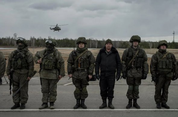 Совместные военные учения России и Беларуси в Барановичах, Беларусь, в феврале, за несколько дней до вторжения в Украину 