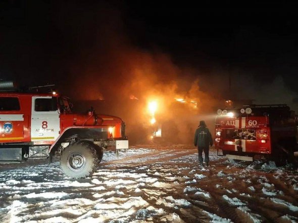 У Москві загорівся ангар з газовими балонами