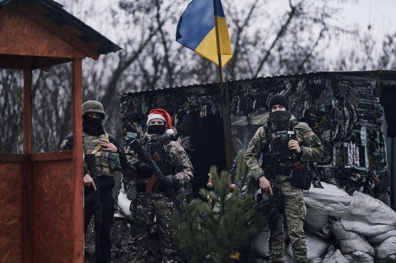 Зеленський показав героїчні кадри воєнної України