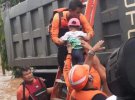 На Филиппинах погибли 13 человек