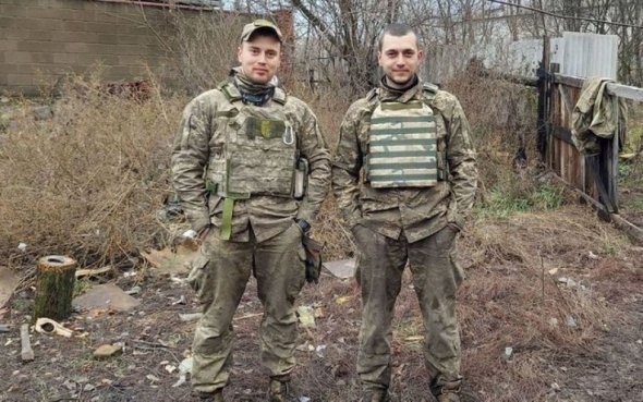 Виктор и Константин Кравченко – единственные дети у родителей. Мужчины отдали свою жизнь, защищая Украину от российских захватчиков