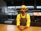 Влад Тимошенко учился в училище повара. Через несколько месяцев мужчина овладел приготовлением пиццы и панини