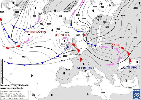 Четвер стане в Україні днем зміни спокійної, переважно сухої та теплої повітряної маси на холоднішу та мокрішу