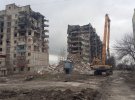 На фото последствия российских бомбардировок Мариуполя