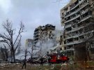 У суботу російські терористи обстріляли багатокварирний житловий будинок у Дніпрі. 