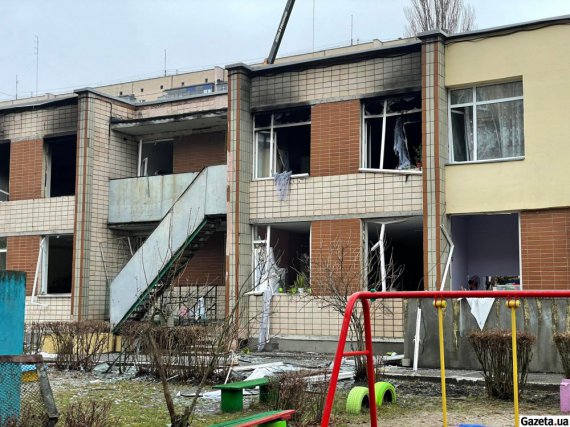18 января в Броварах возле детского сада упал вертолет. Погибли 14 человек.