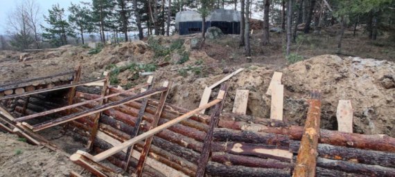 Границу с Беларусью в Житомирской области "зашивают" окопами и заливают бетоном