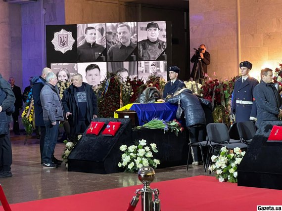 Сьогодні у Києві прощаються із загиблими керівниками МВС